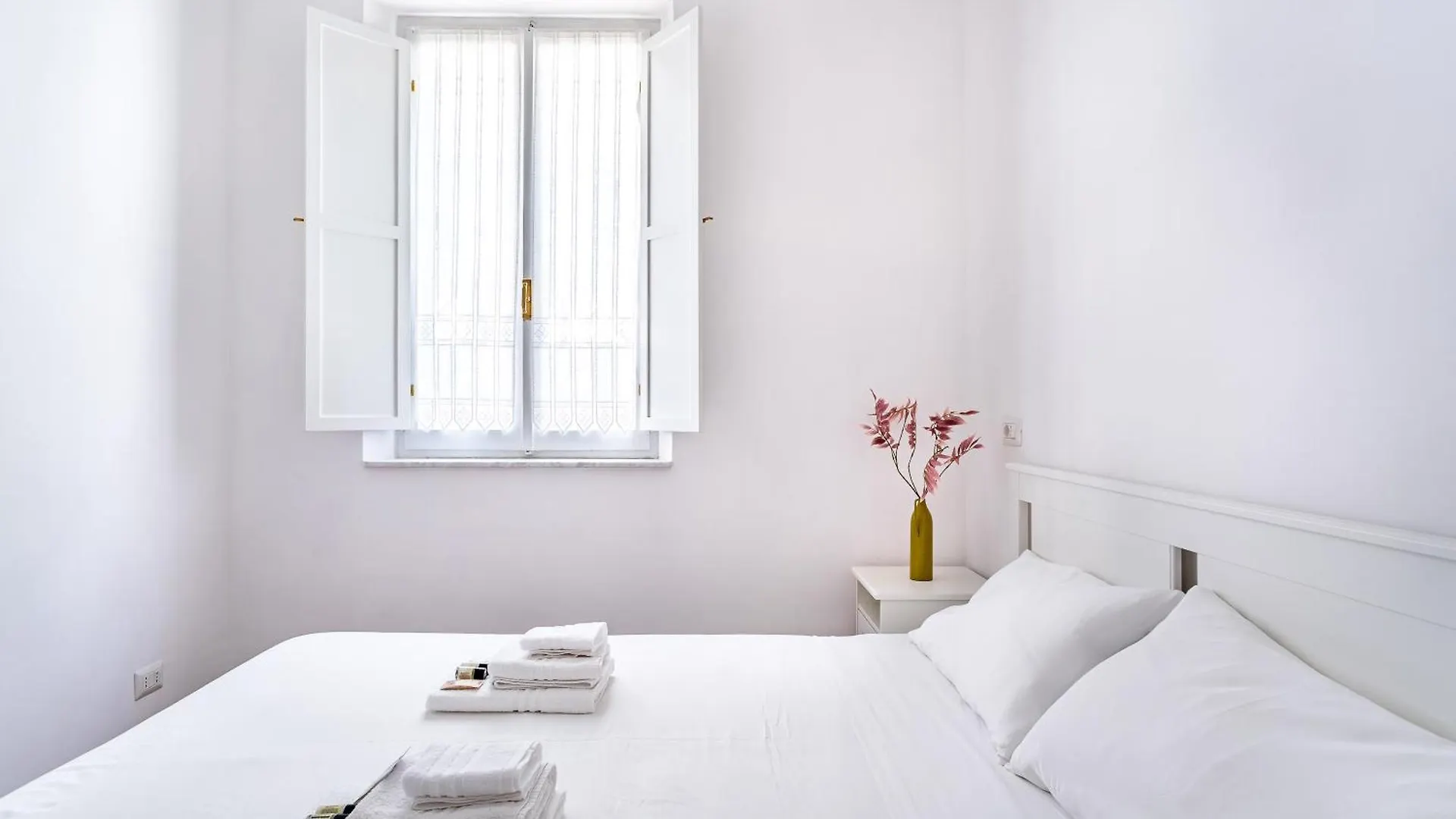 Iflat Vatican Spacious Apartment With Terrace Rome