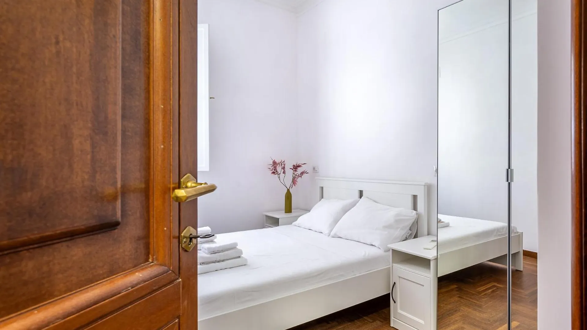 Iflat Vatican Spacious Apartment With Terrace Rome Italy