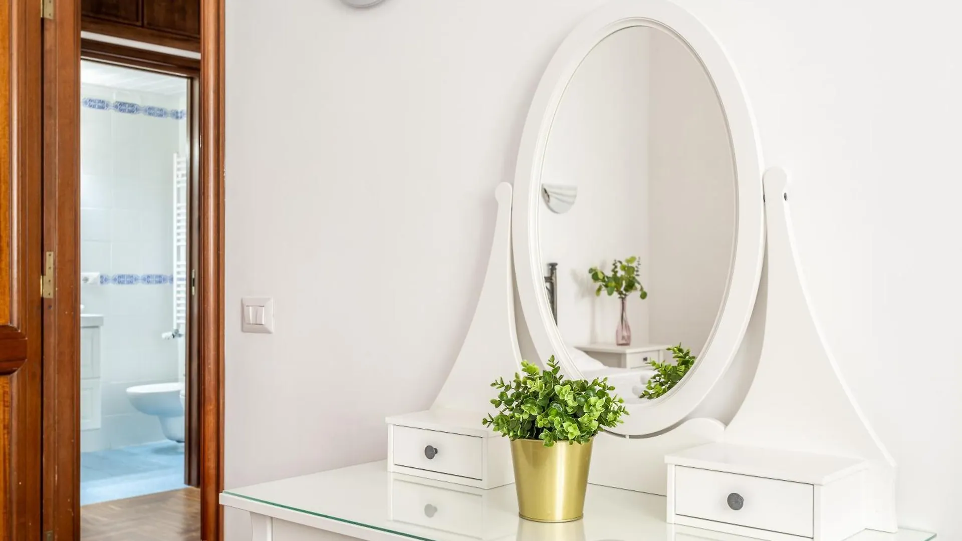 Iflat Vatican Spacious Apartment With Terrace Rome