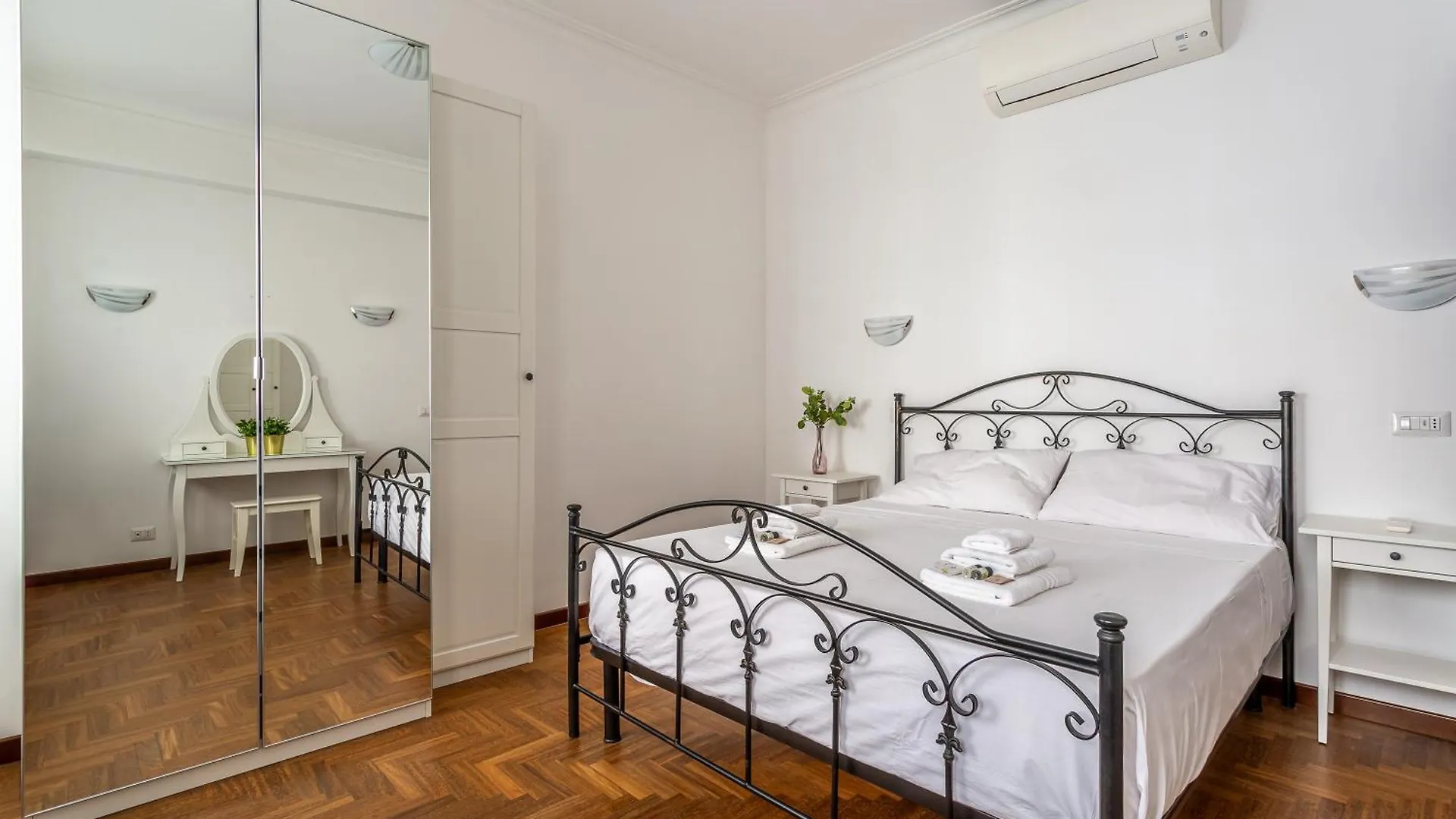 Iflat Vatican Spacious Apartment With Terrace Rome